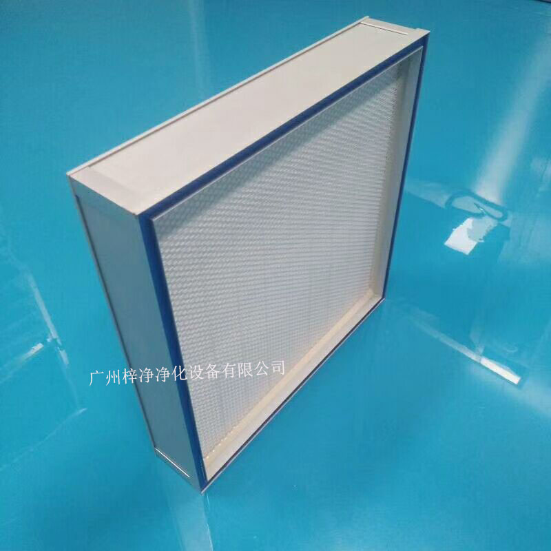 影響高效過濾器阻力的因素眾多，包括過濾材料、過濾器結(jié)構(gòu)、過濾介質(zhì)、環(huán)境因素和操作因素等。